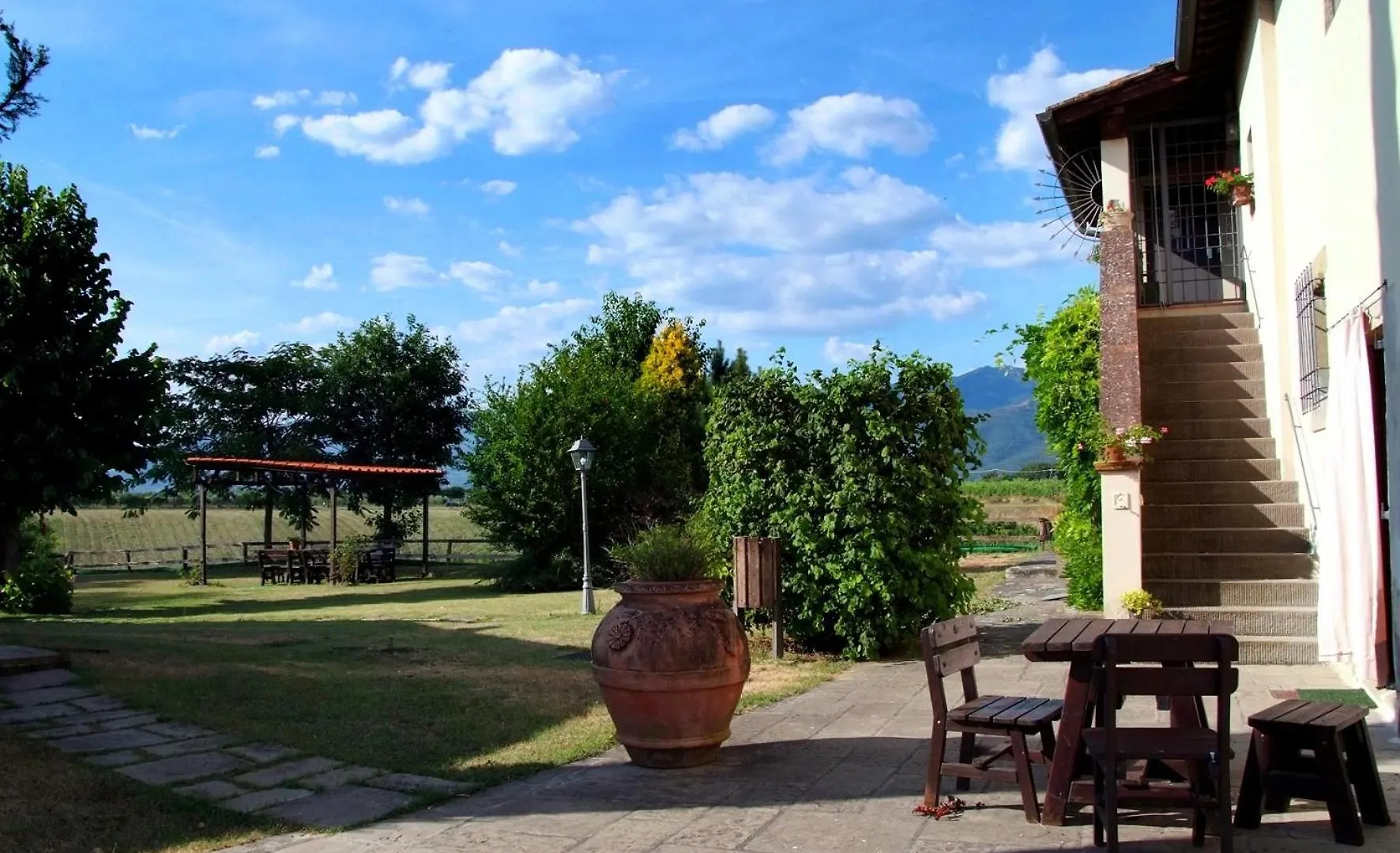 Agriturismo Il Pino - Bioagricoltura Monticello Farm stay