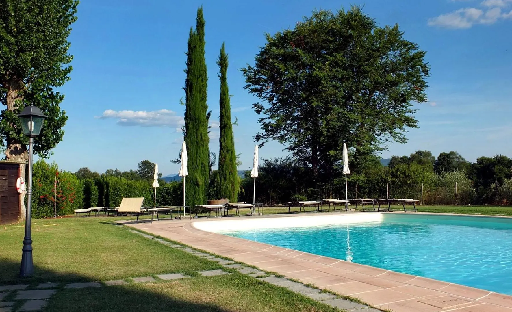 Agriturismo Il Pino - Bioagricoltura Monticello Italy