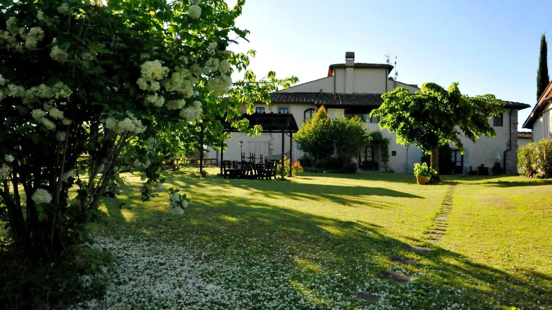 Agriturismo Il Pino - Bioagricoltura Monticello Farm stay