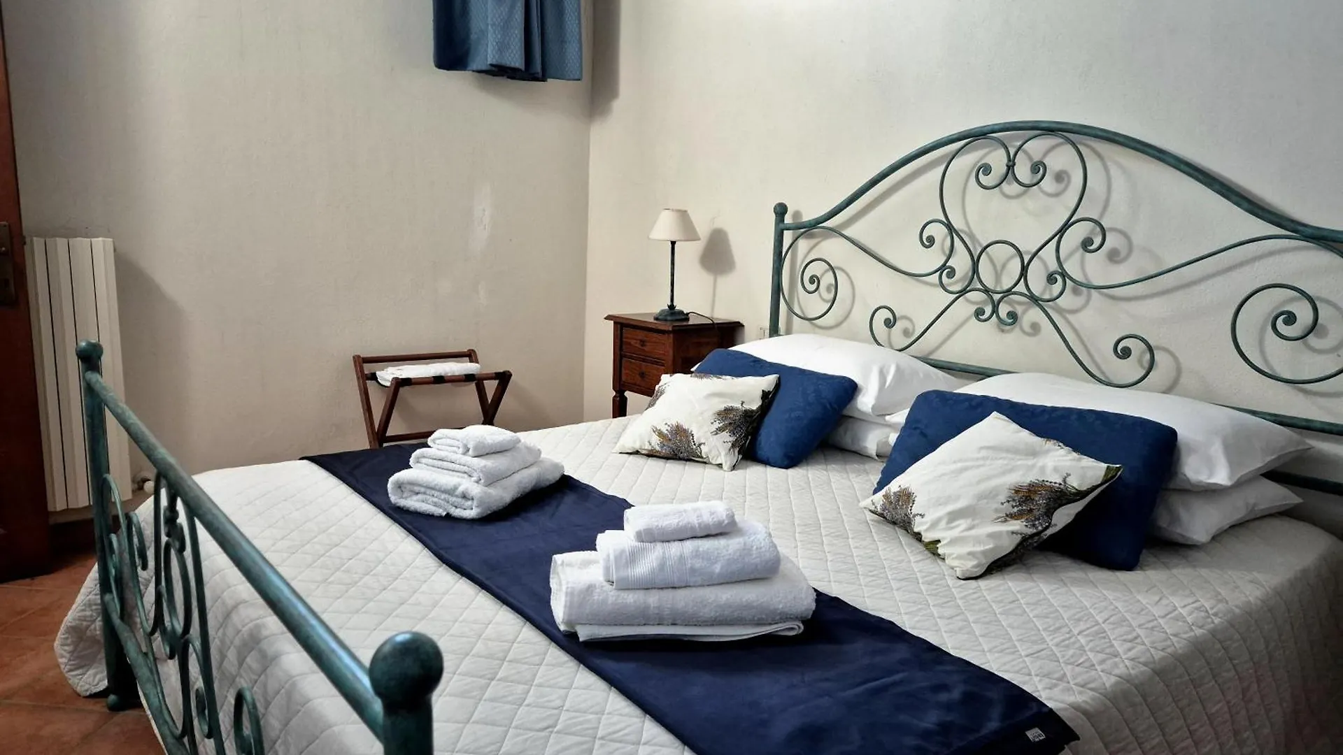 Agriturismo Il Pino - Bioagricoltura Monticello Italy