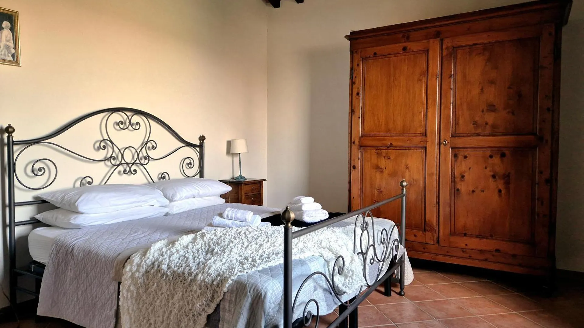 Alloggio per agriturismo Agriturismo Il Pino - Bioagricoltura Monticello