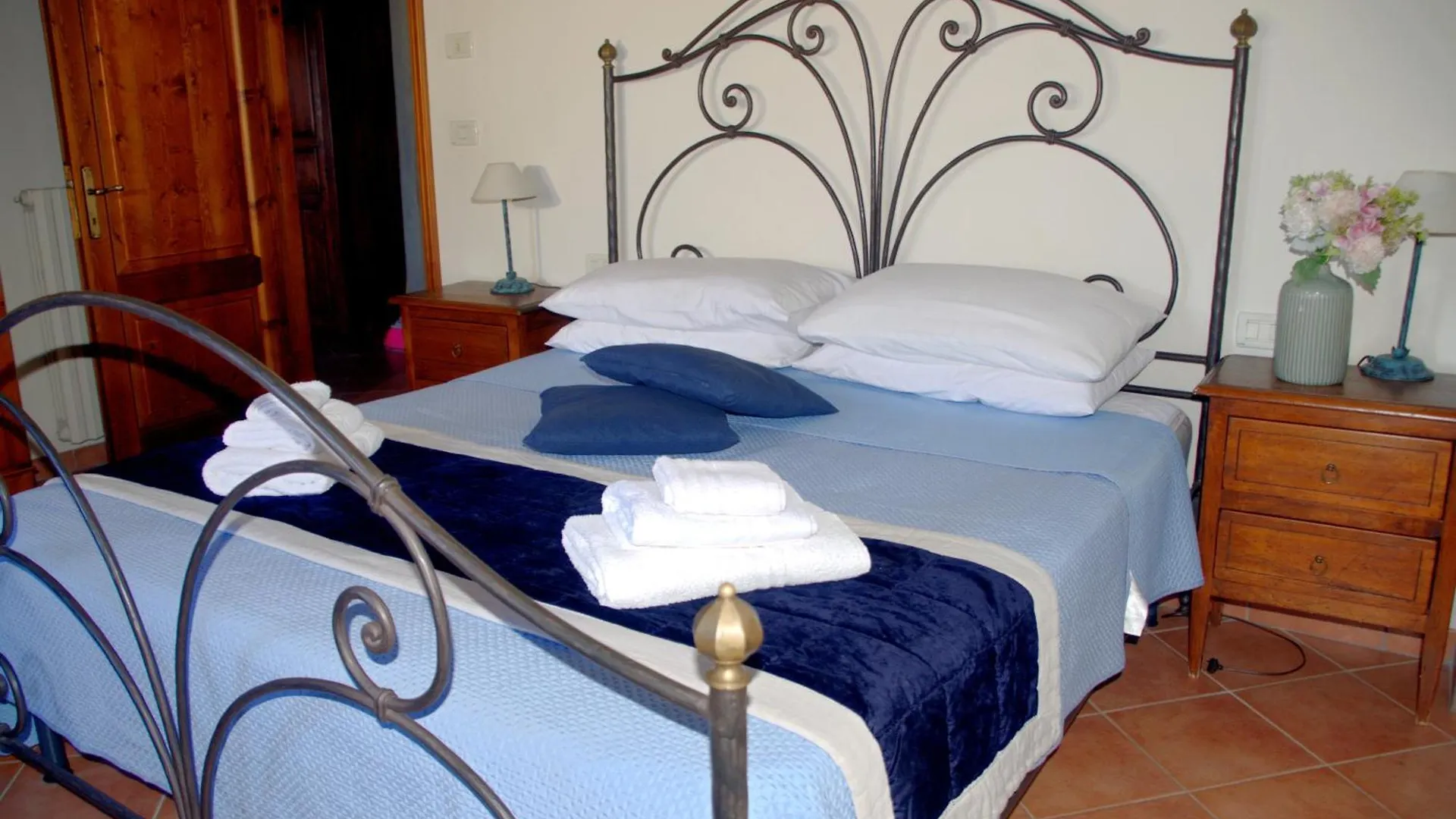 Alloggio per agriturismo Agriturismo Il Pino - Bioagricoltura Monticello