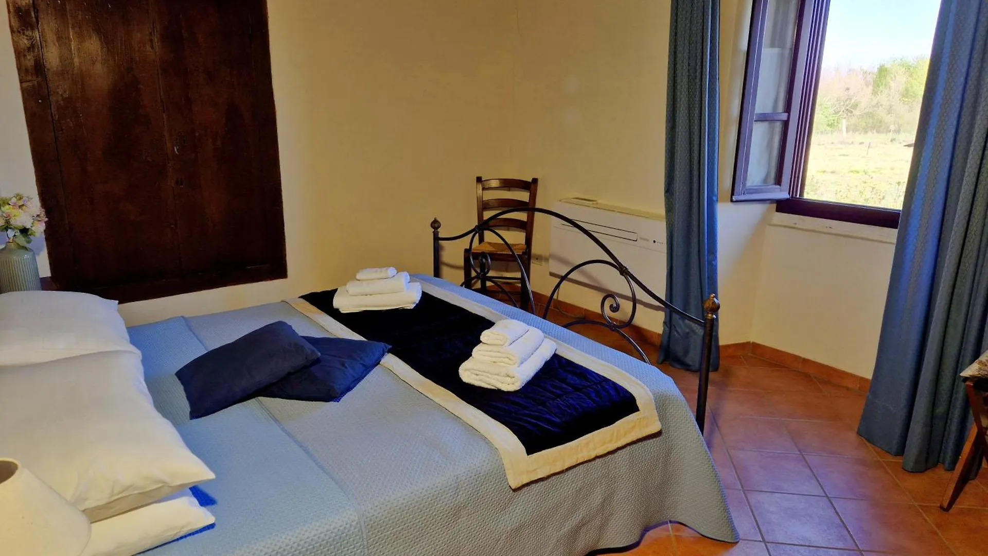 Alloggio per agriturismo Agriturismo Il Pino - Bioagricoltura Monticello
